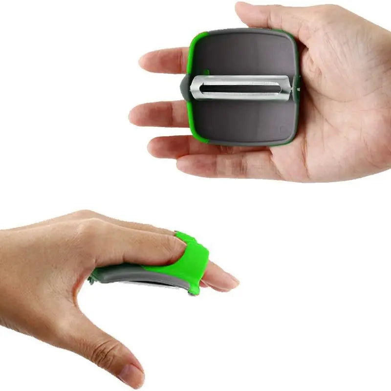 Finger-Grip Vegetable Peeler | 2 or 4 Pack