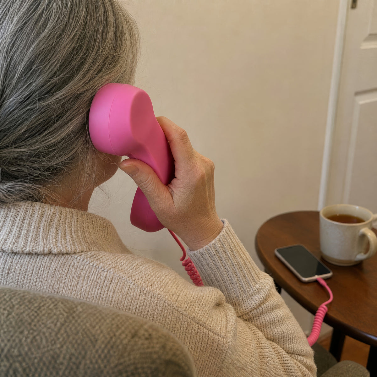 ☎️ Old School Wired Phone Handset – Classic Radiation-Proof Receiver for Mobile Phones